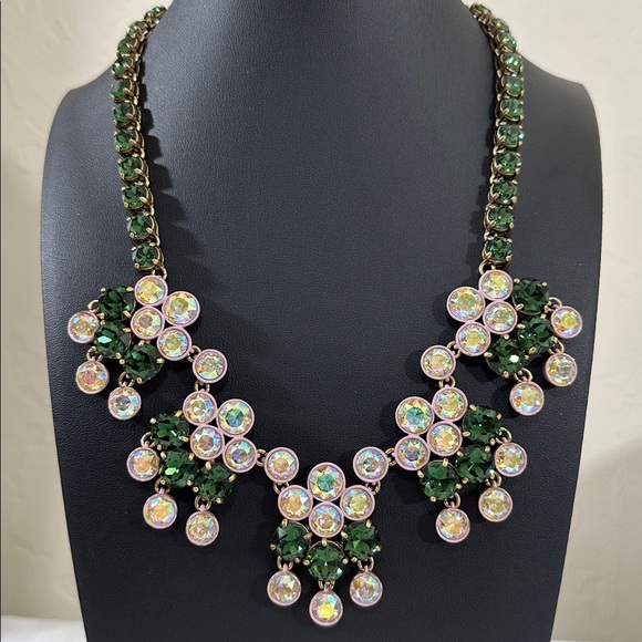 J Crew AB Brûlée & Emerald Green Crystal Statement Necklace - Picture 15 of 16